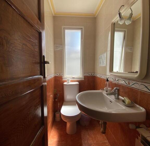 스탠다드 룸 공동 욕실, Pensión Santa Clara