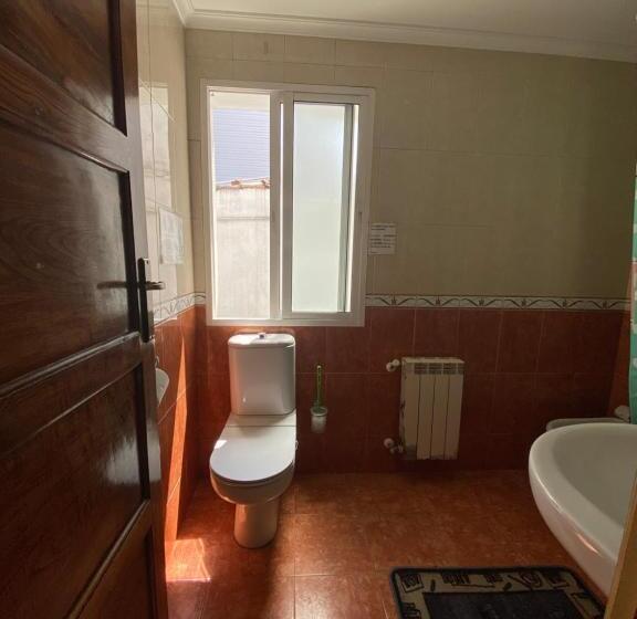 스탠다드 룸 공동 욕실, Pensión Santa Clara