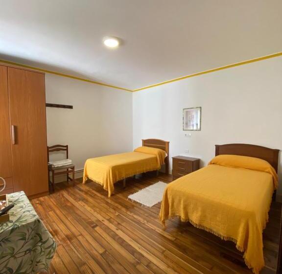 스탠다드 룸 공동 욕실, Pensión Santa Clara