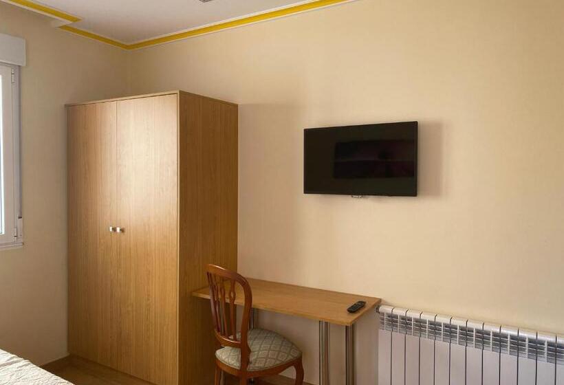 스탠다드 4인용 룸 공용 욕실, Pensión Santa Clara