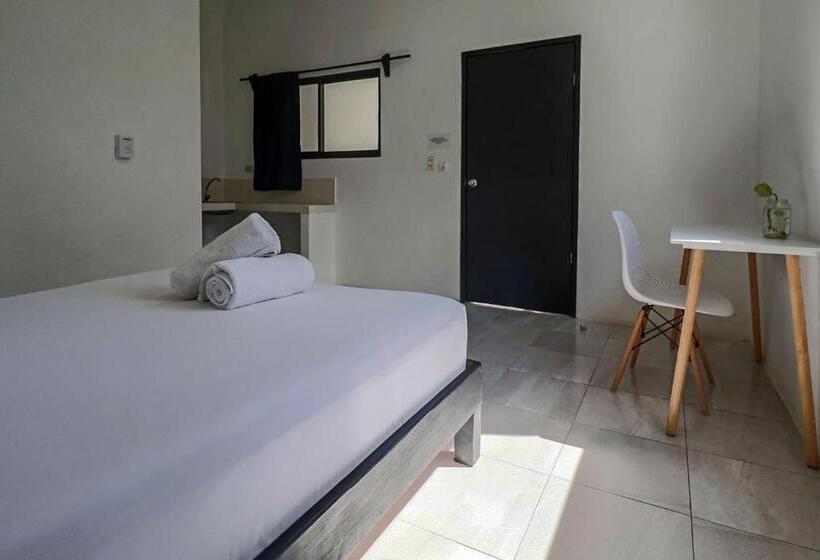 Номер Стандарт, Hostel Oryx Valladolid