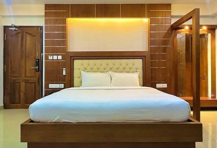 スイート, Auhtel Kannur