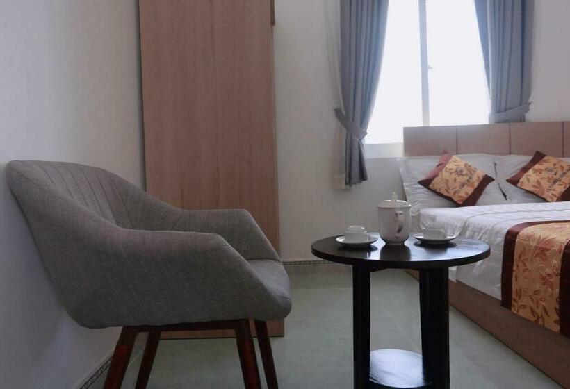 اتاق استاندارد یک نفره, Dương Thanh Bình