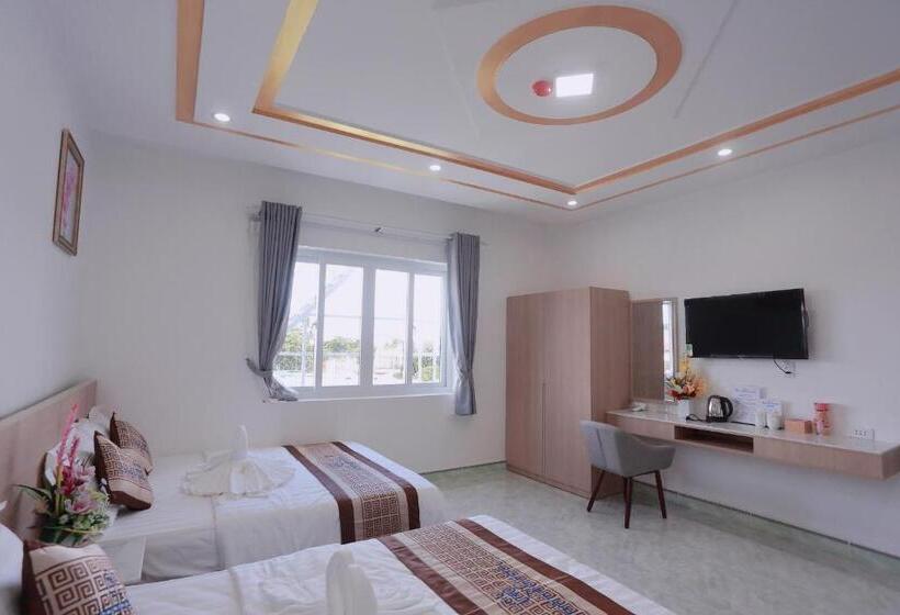 اتاق استاندارد با چشمانداز دریا, Dương Thanh Bình