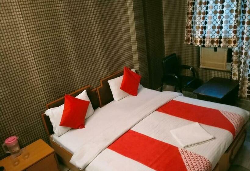 디럭스 룸, Shree Villa