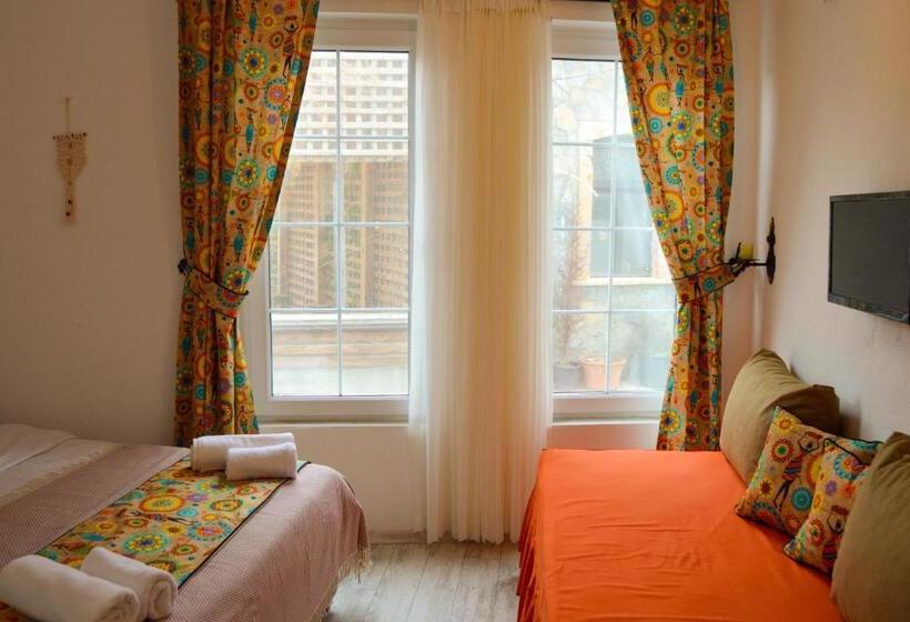 Triple Room Sea View, Bozcaada E2 Deniz Otel