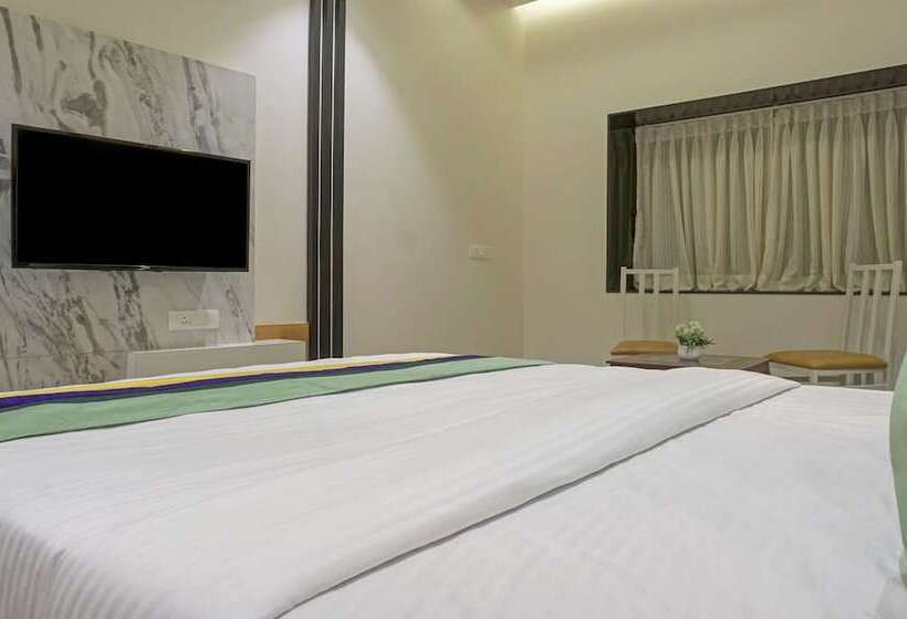 Номер Deluxe, Treebo The Utsav, Nashik