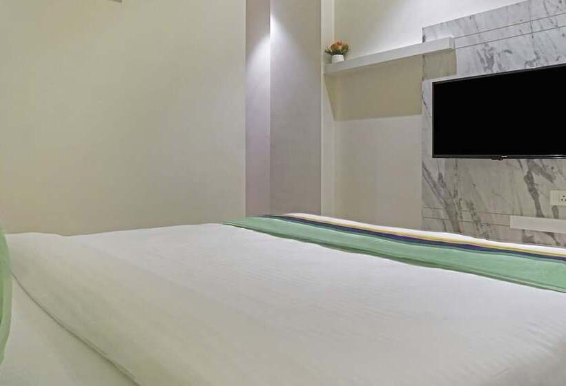 デラックスルーム, Treebo The Utsav, Nashik