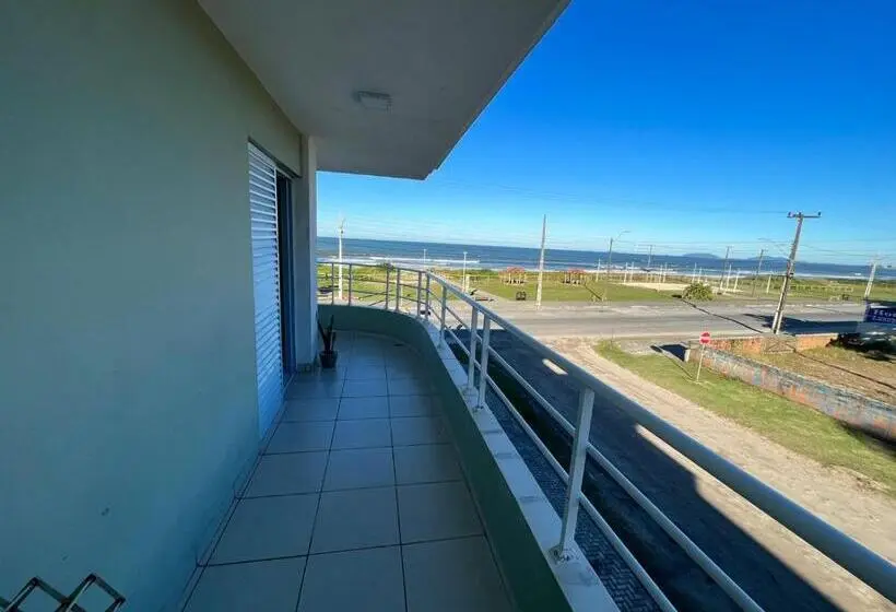 バルコニー付き１ベッドルームアパートメント, Vila águamar