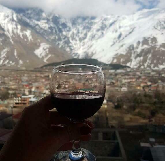 اتاق استاندارد چهار تخته, Veriko S Guest Hause