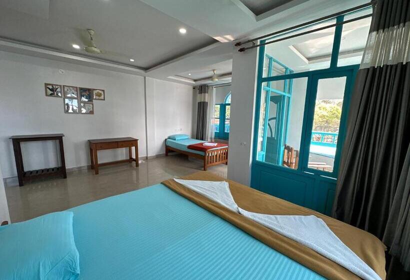 Quarto Estandar Vista Mar, Soul Hostels, Varkala   Black Beach