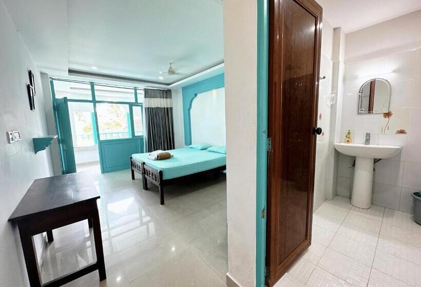 Quarto Deluxe com Sacada, Soul Hostels, Varkala   Black Beach
