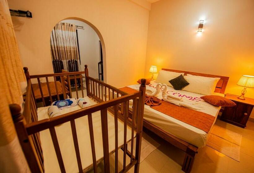 غرفة ديلوكس مزودة بشرفة, C B S Resort Udawalawe