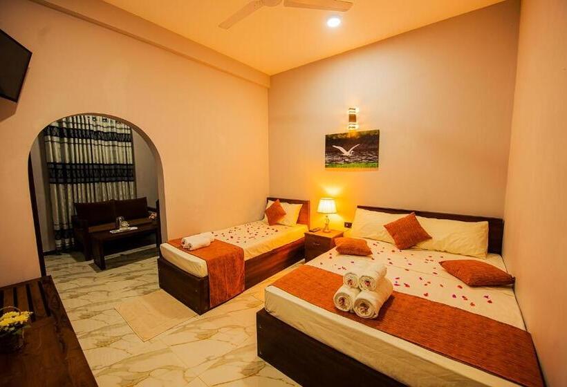 غرفة ديلوكس ثلاثية, C B S Resort Udawalawe