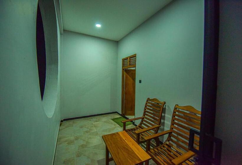 جناح عائلي, C B S Resort Udawalawe