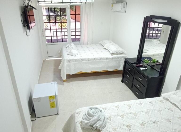 Standard Kolmen Hengen Huone, Campestre Dorado Sai