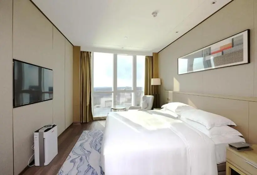 Deluxe-sviitti, Wyndham Pingtan