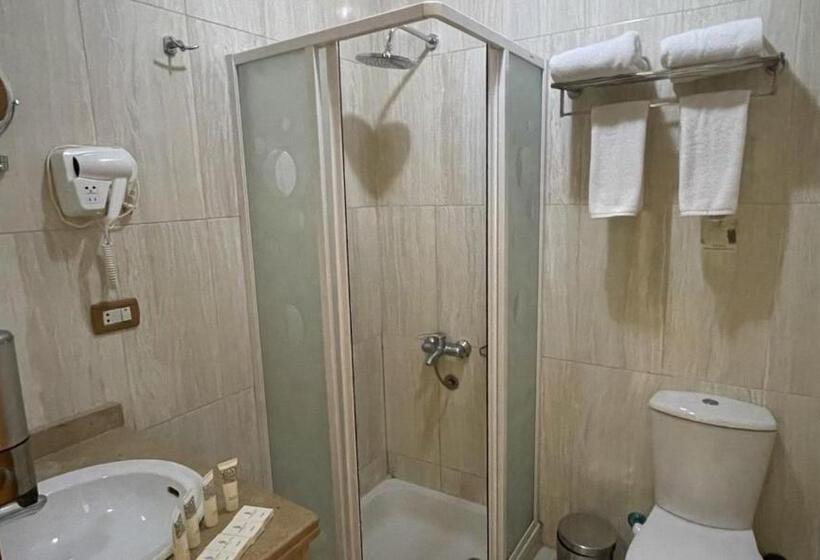 اتاق خانوادگی, Delmar Hotel Matrouh