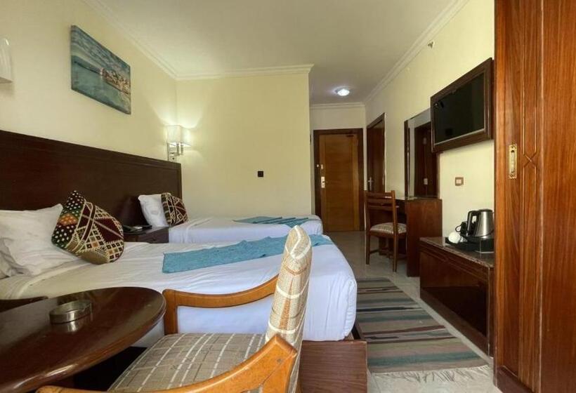 اتاق خانوادگی, Delmar Hotel Matrouh