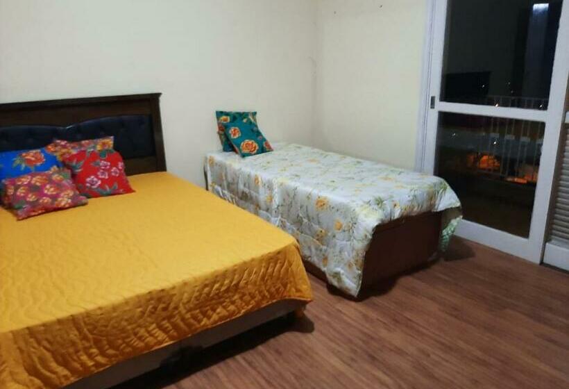 家庭套房, Pousada Da Tia Re