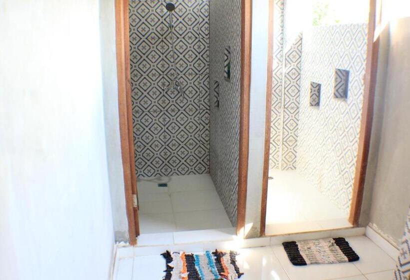 Кровать в Общей Комнате, Black Sand Hostel Amed