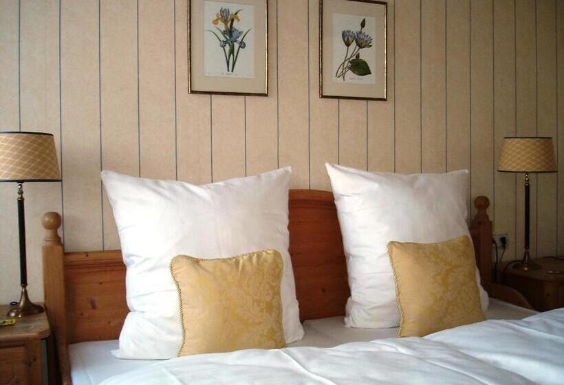 Номер Стандарт Индивидуальный, Bayrischer Hof Wohlfühl Hotel Saarbrücken