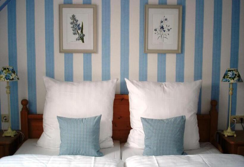 Номер Стандарт Индивидуальный, Bayrischer Hof Wohlfühl Hotel Saarbrücken