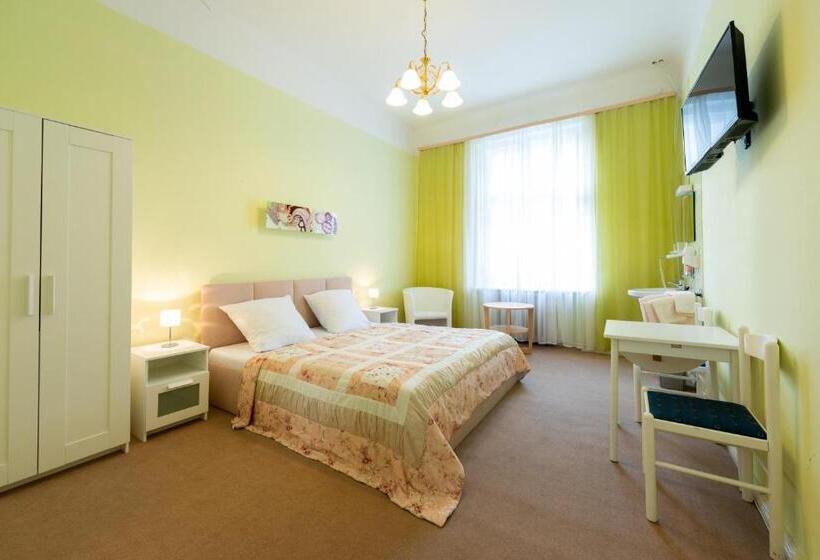 اتاق استاندارد با سرویس بهداشتی مشترک, Pension Dahlem