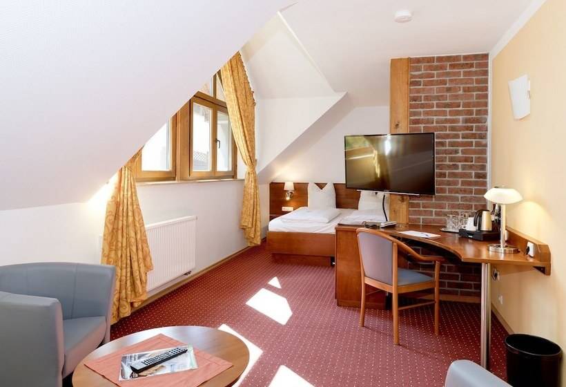 スーペリアールーム, Am Katharinenholz