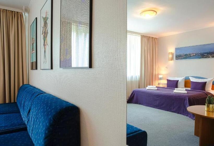 اتاق استاندارد سه نفره, Ambiente Berlin City