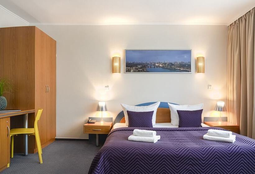 اتاق استاندارد سه نفره, Ambiente Berlin City