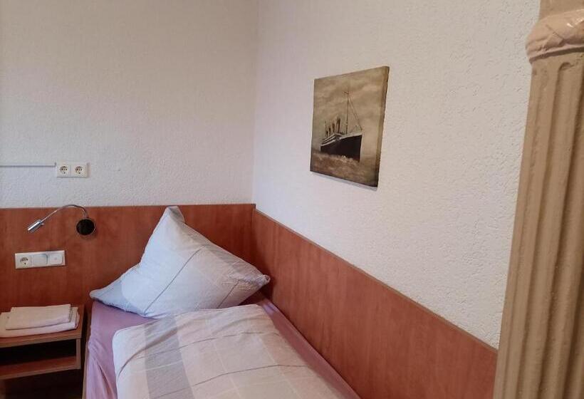 带1个卧室的公寓, An Der Karlstadt