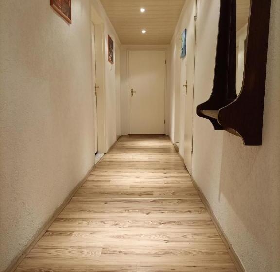 침실 1개 아파트, An Der Karlstadt