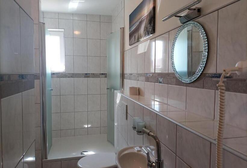 침실 1개 아파트, An Der Karlstadt