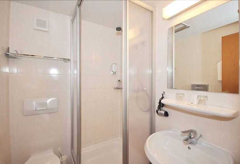 חדר סטנדרט, Binzer Hof