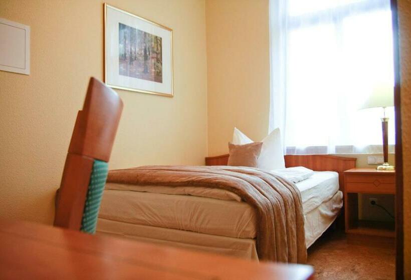 Номер Стандарт Индивидуальный, Fründts