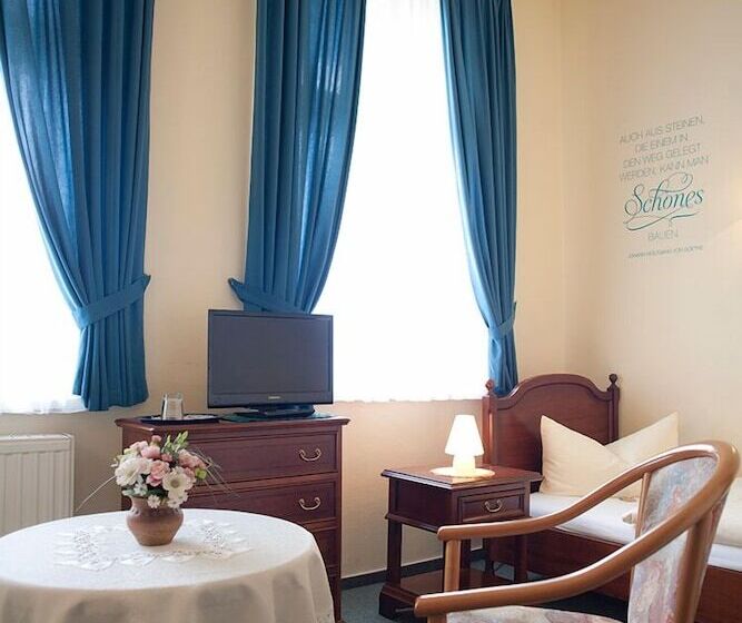 标准单人间, Haus Am See