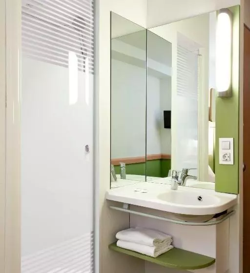 Standard-huone, Ibis Budget Hamburg Altona