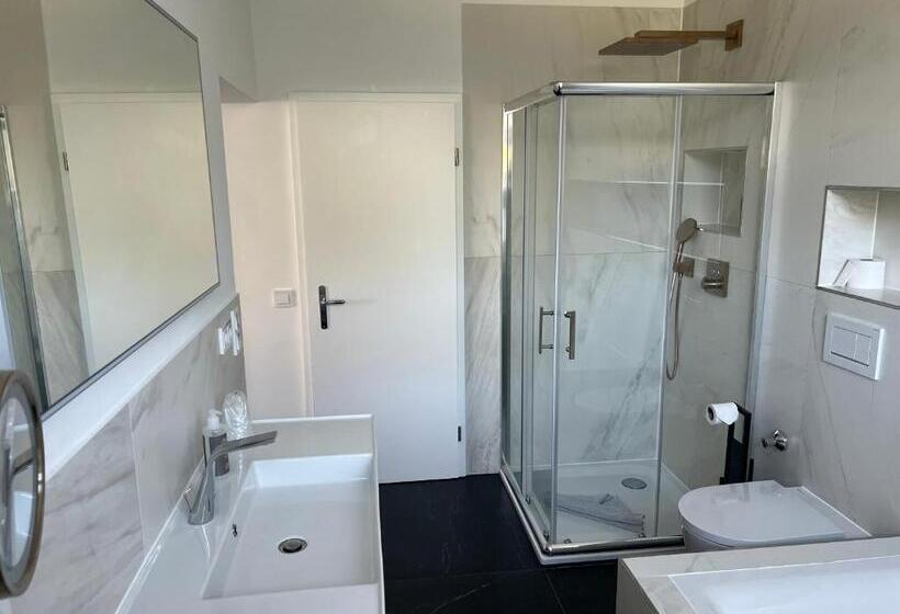 דירת שני חדרים עם מרפת, Leuchtturm