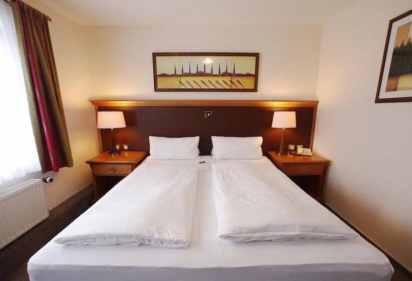 스탠다드 룸, Lüttje Burg