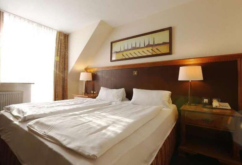 스탠다드 룸, Lüttje Burg