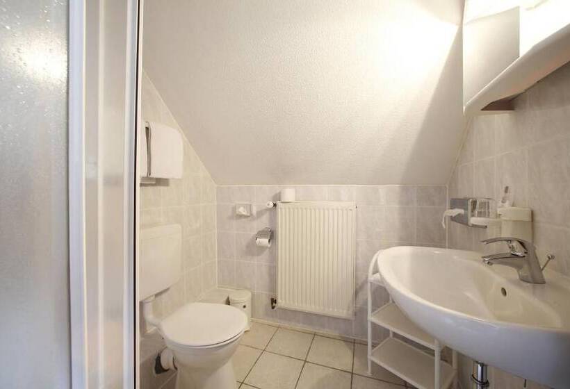 스탠다드 트리플 룸, Lüttje Burg