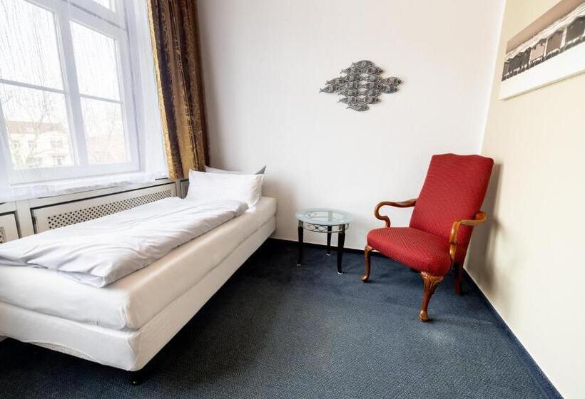 스탠다드 싱글 룸, Lüttje Burg