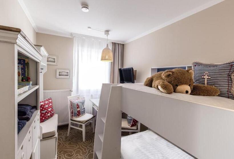 Семейный Номер, Mein Strandhaus Hotel, Restaurant & Schwimmbad