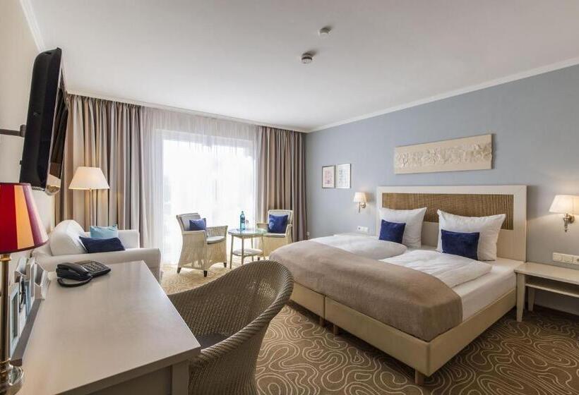 Семейный Номер, Mein Strandhaus Hotel, Restaurant & Schwimmbad