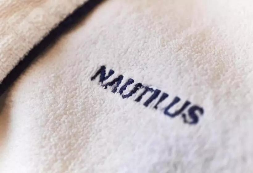スタンダードルーム, Nautilus