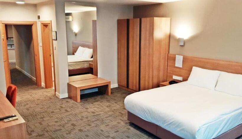 חדר סטנדרט לשלושה, Silivri Park