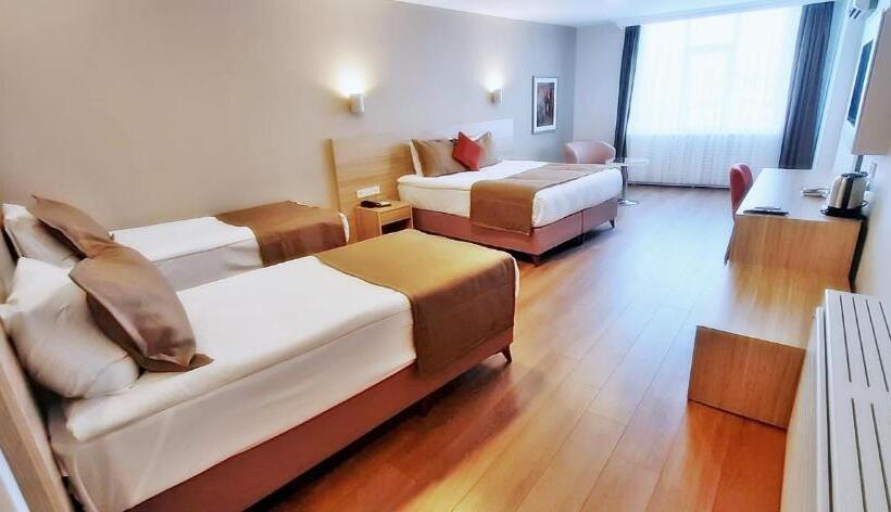 חדר סטנדרט לשלושה, Silivri Park