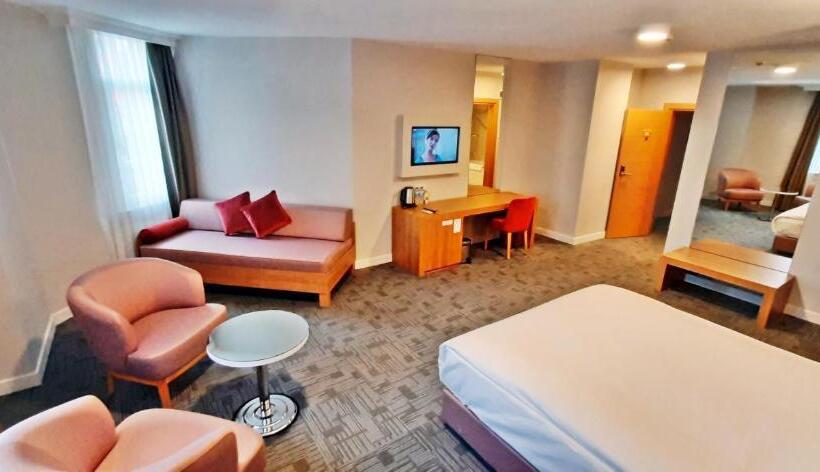 חדר סטנדרט לארבעה, Silivri Park