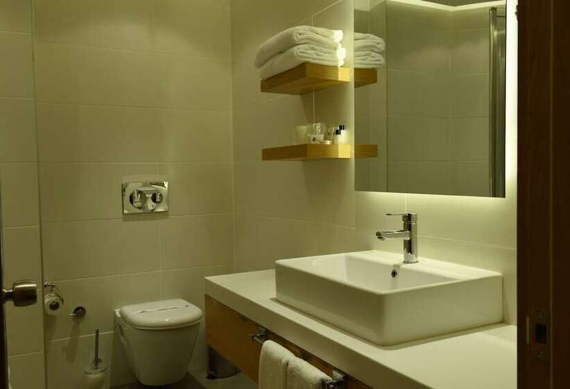 חדר סטנדרט לשלושה, Silivri Park